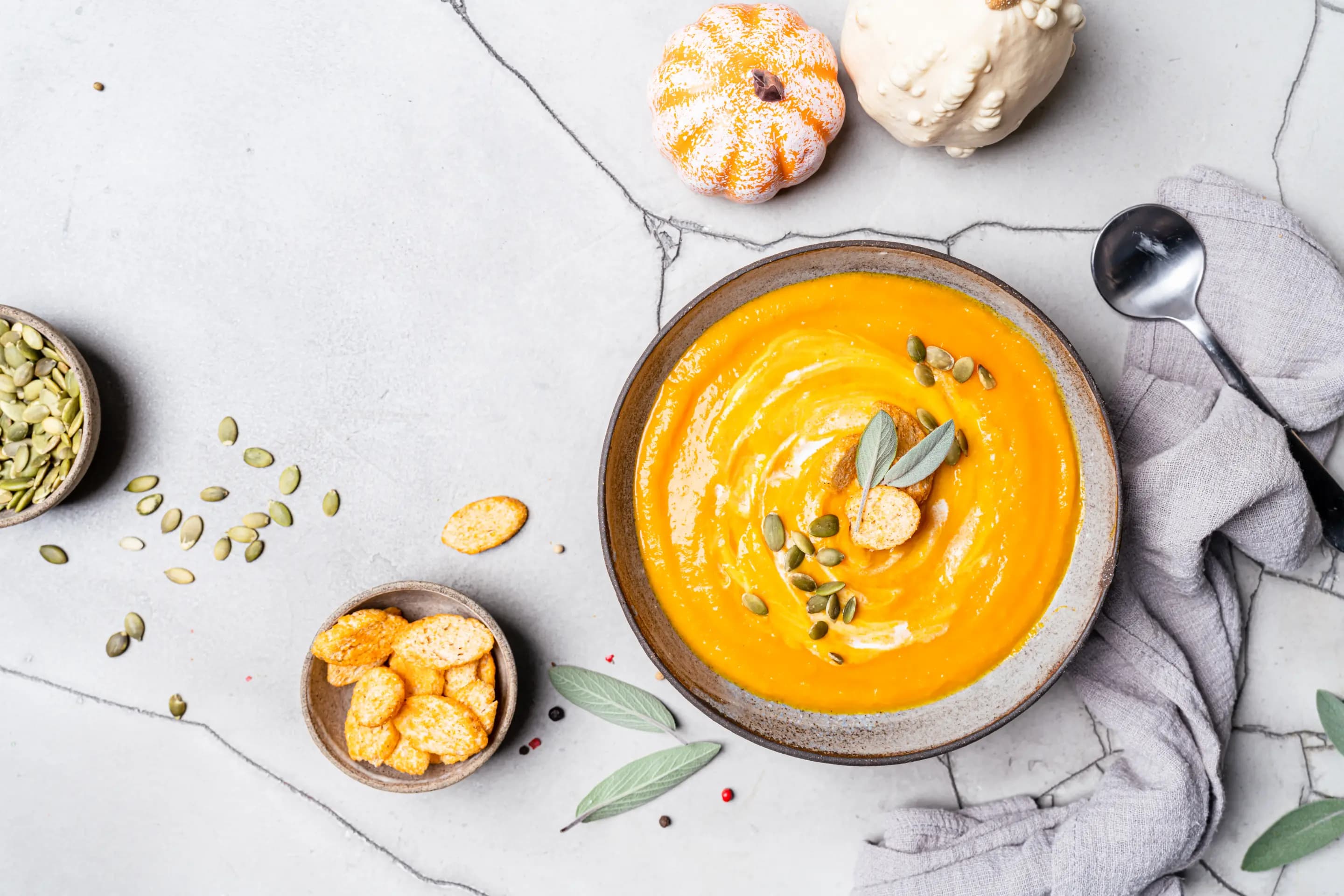 Cremige Kürbis-Curry-Suppe