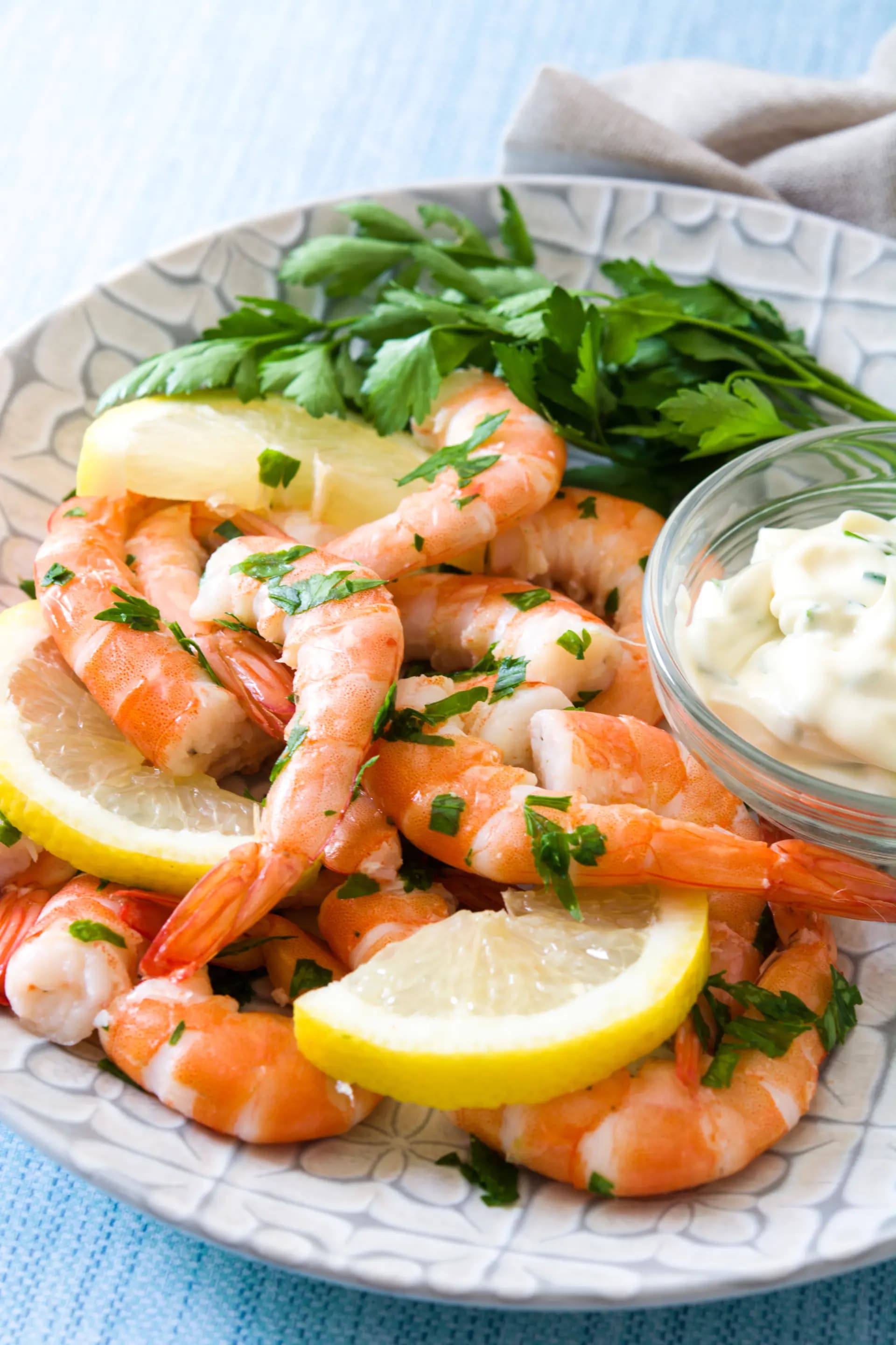 Fingerfood-Garnelen mit Zitronen-Ingwer-Dip